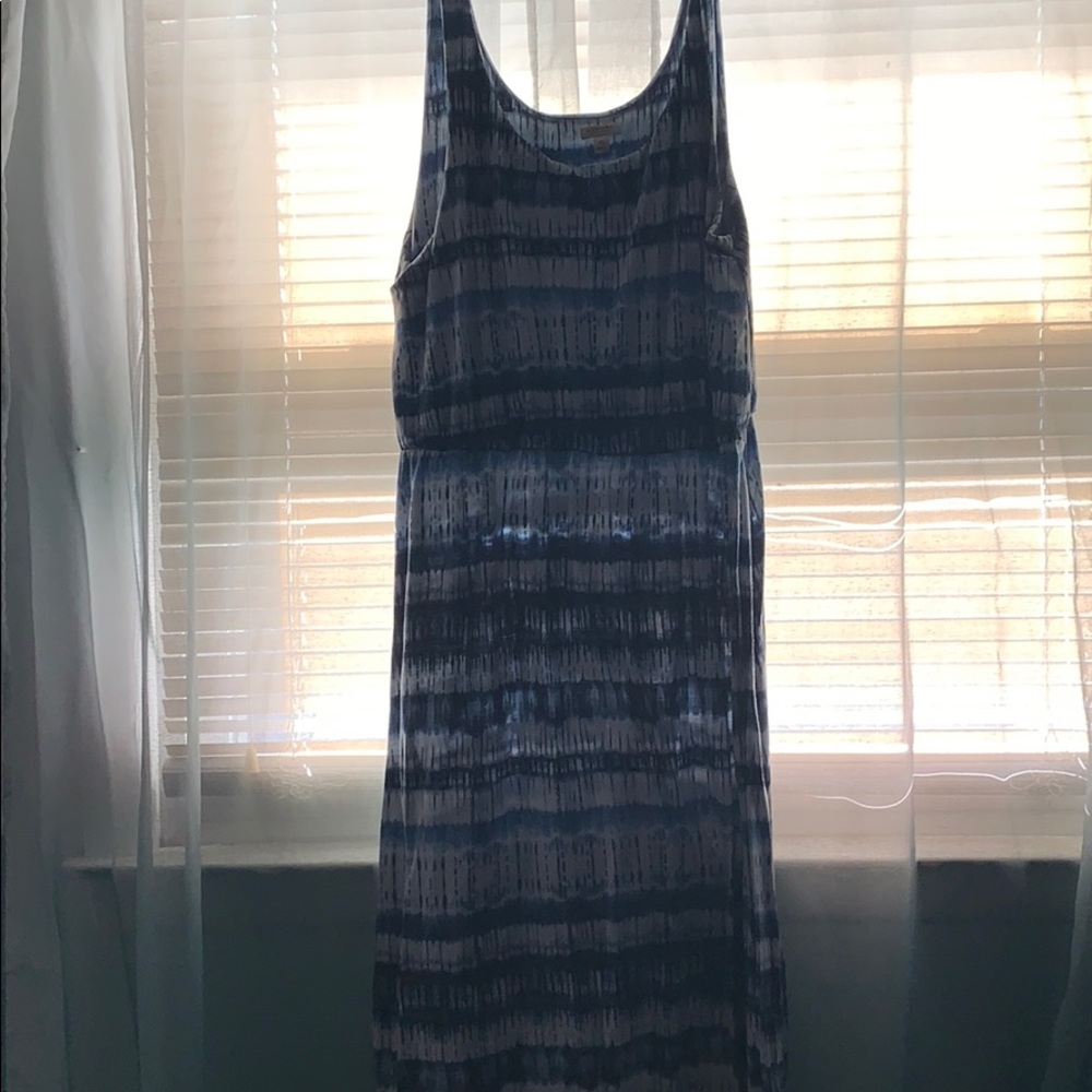 Women’s comfortable sleeveless dress